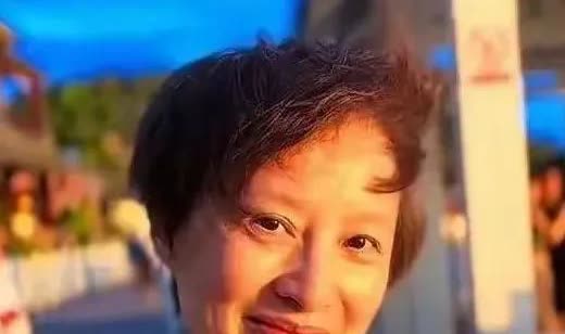 可云老了，尔豪还在“渣渣”一线[呲牙笑]可云的扮演者徐露在社交媒体晒照，才