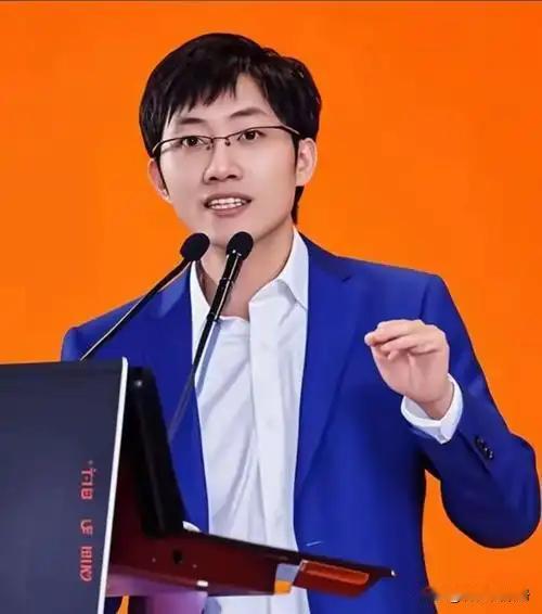 DeepSeek创始人梁文峰大胆言论：中国AI与美国的差距不仅是几年，背后隐藏着