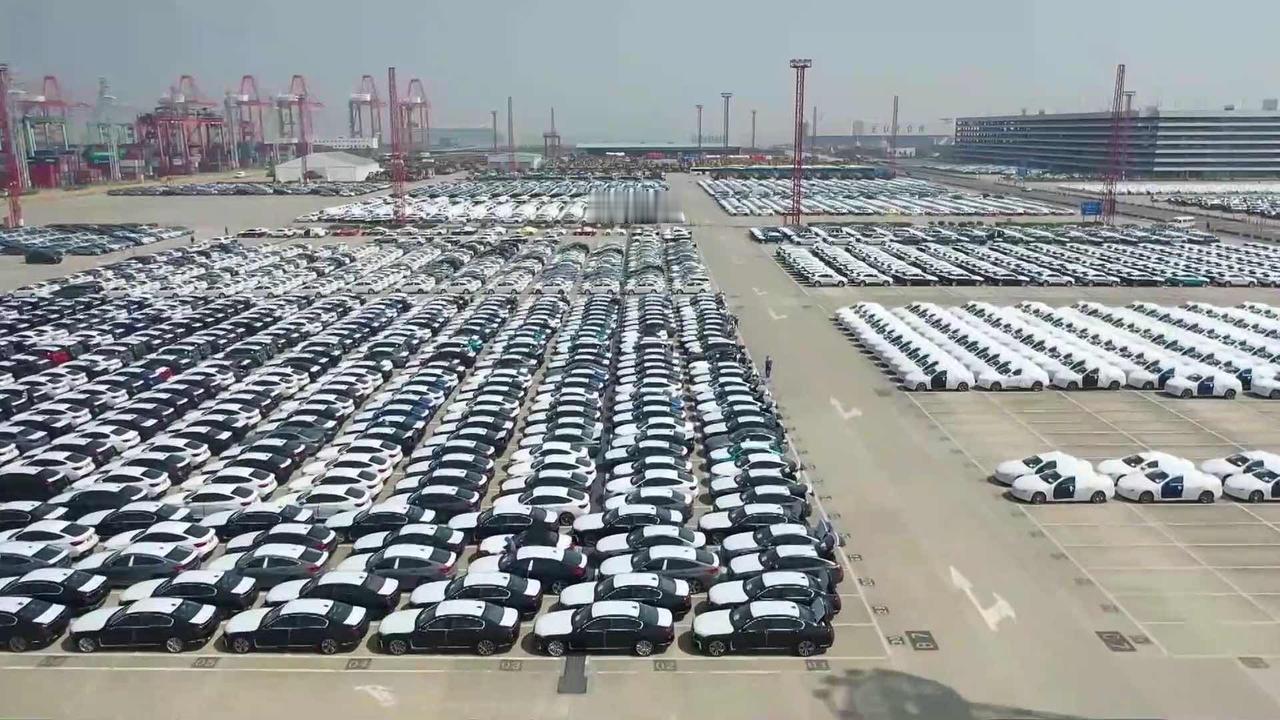 韩媒：年轻人不买账，西方汽车品牌在中国的地位动摇！5月26日，韩国媒体《先驱经