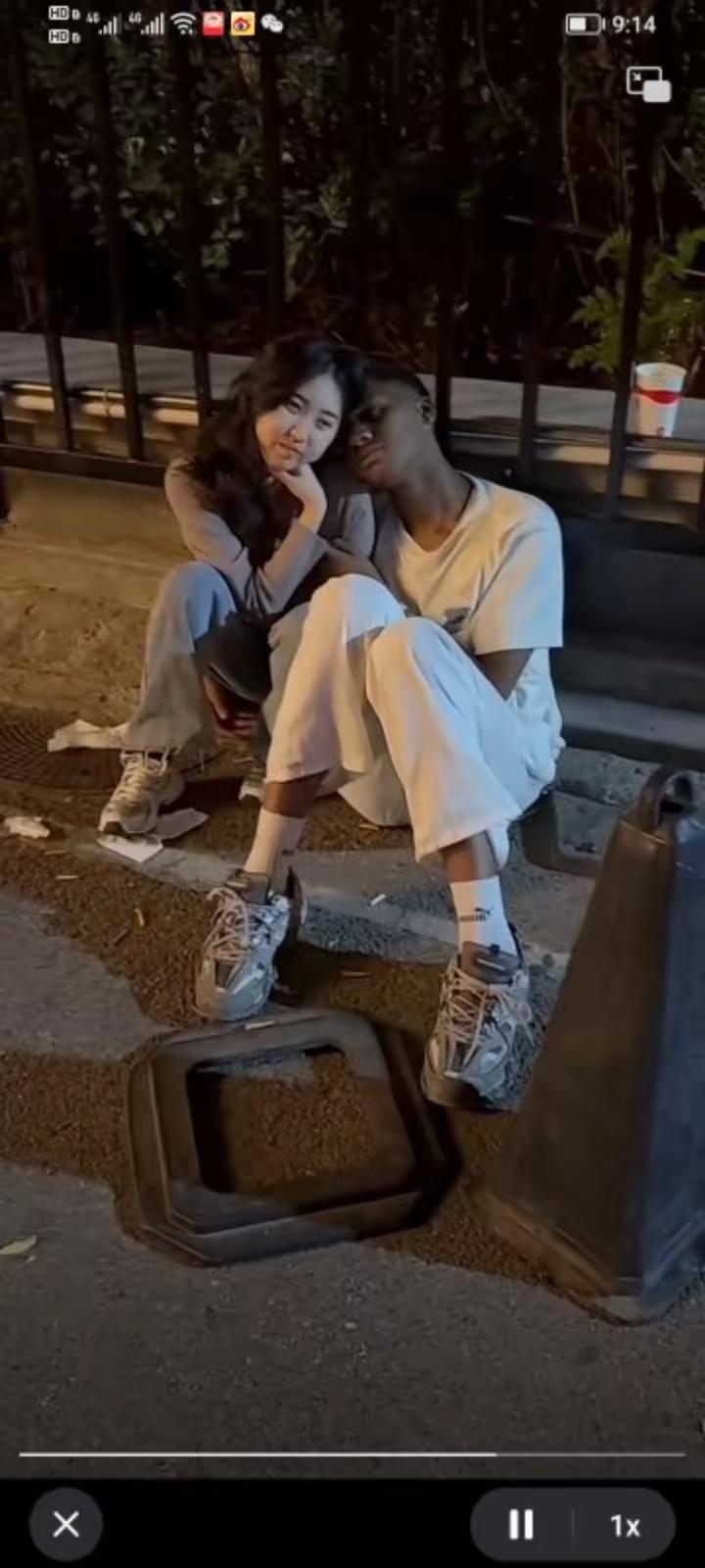 郑强教授是当今教育界的良心，他在一次公开演讲中告诫农村女大学生说，你们在高中时闷