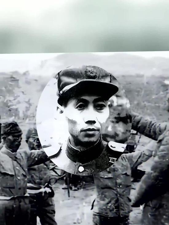 方虎山，朝鲜义勇军将领，一个不折不扣的抗日、抗美虎将。1946年的春节的通化城，
