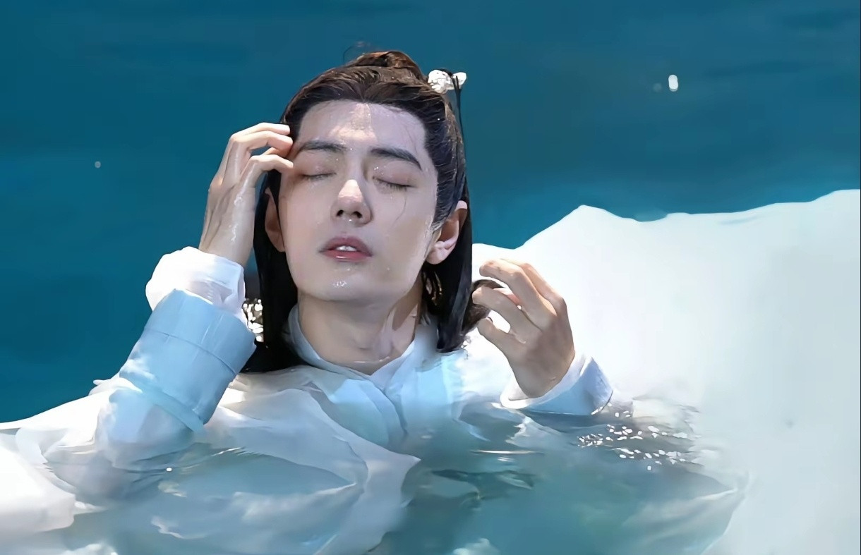 肖战是水下的美人鱼吧🤤​​​