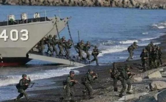 中国解放台湾，日本有很大可能会动手，一是日本想借此解脱二战后的束缚，二是借助美国