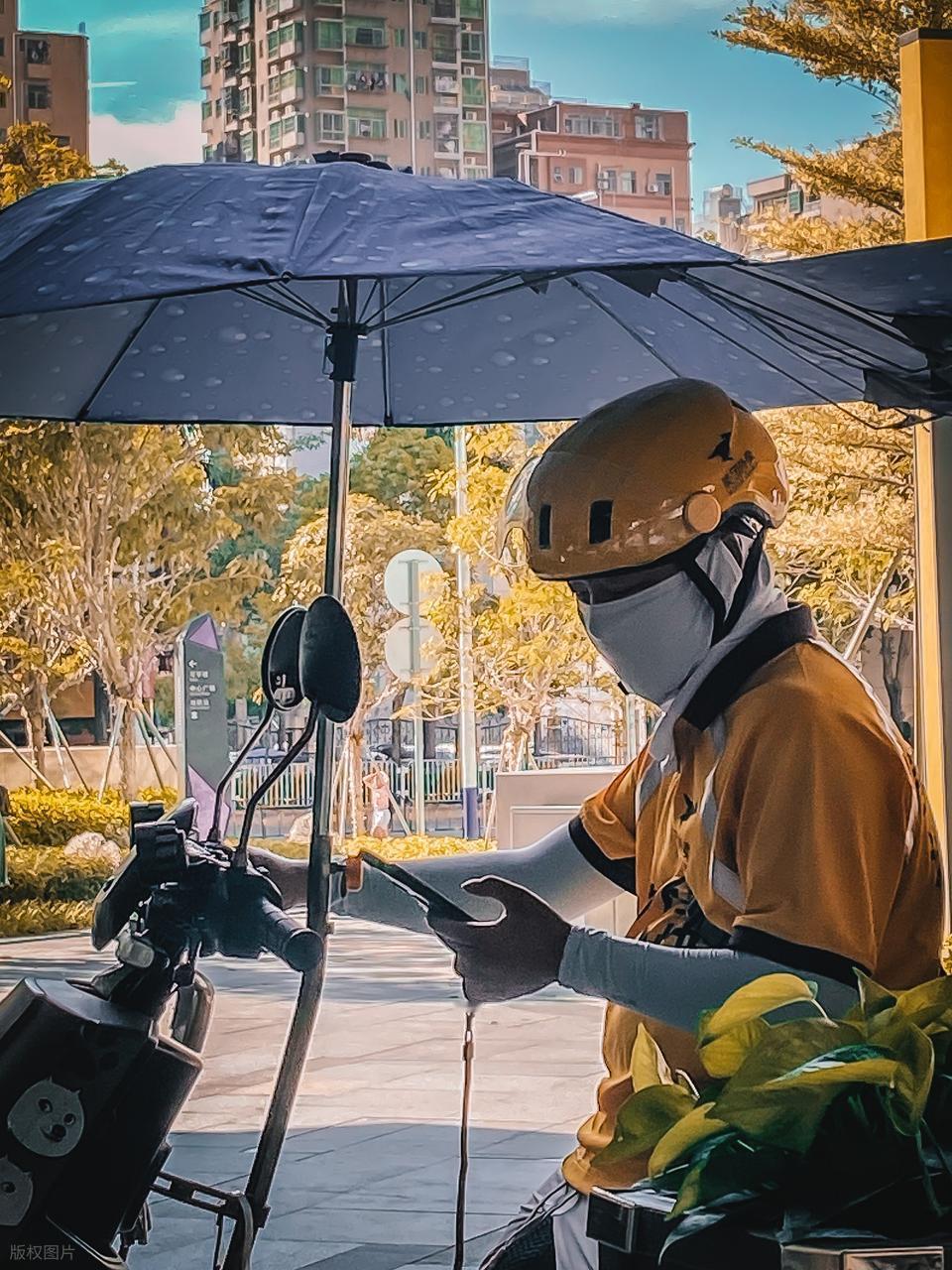 为什么现在的年轻人宁愿送外卖，也不愿意学一门手艺？你以为的手艺：高级模具钳工