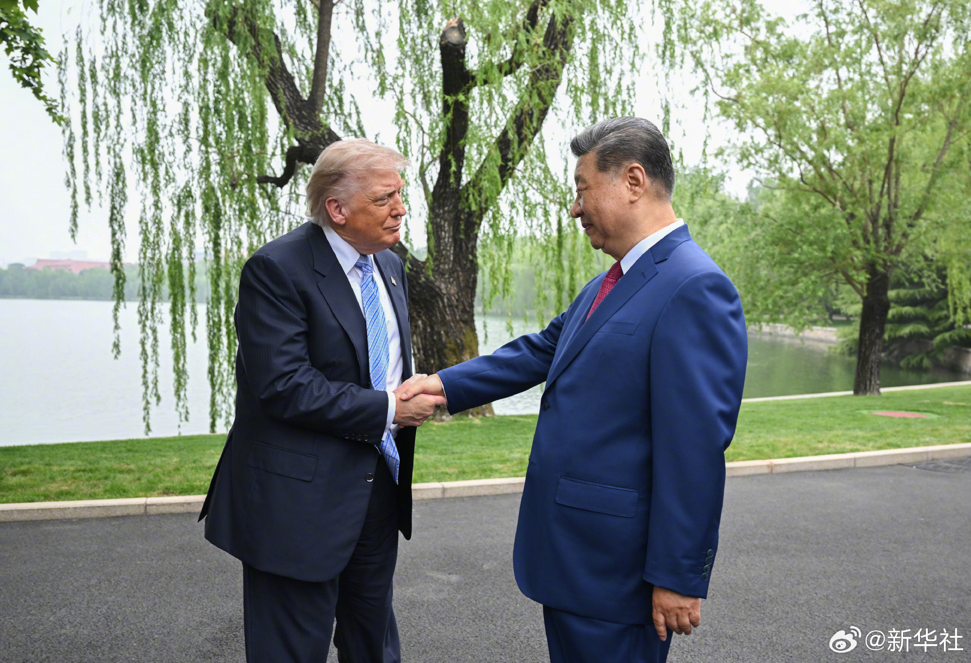 中南海，小范围。