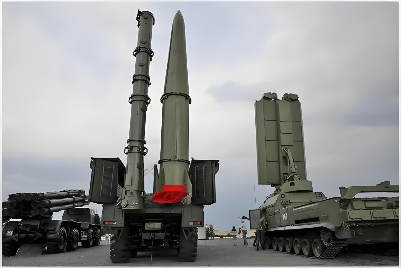 全境轰炸！“全球禁用”导弹又开火！俄军昨晚的攻势。规模确实不小。他们