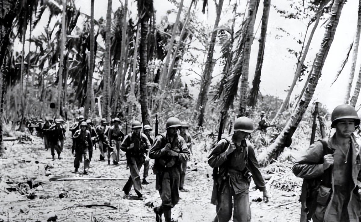 原子弹炸掉了日本最后的侥幸，苏联又捅了一刀，不投降还能干啥？1945年5月8日
