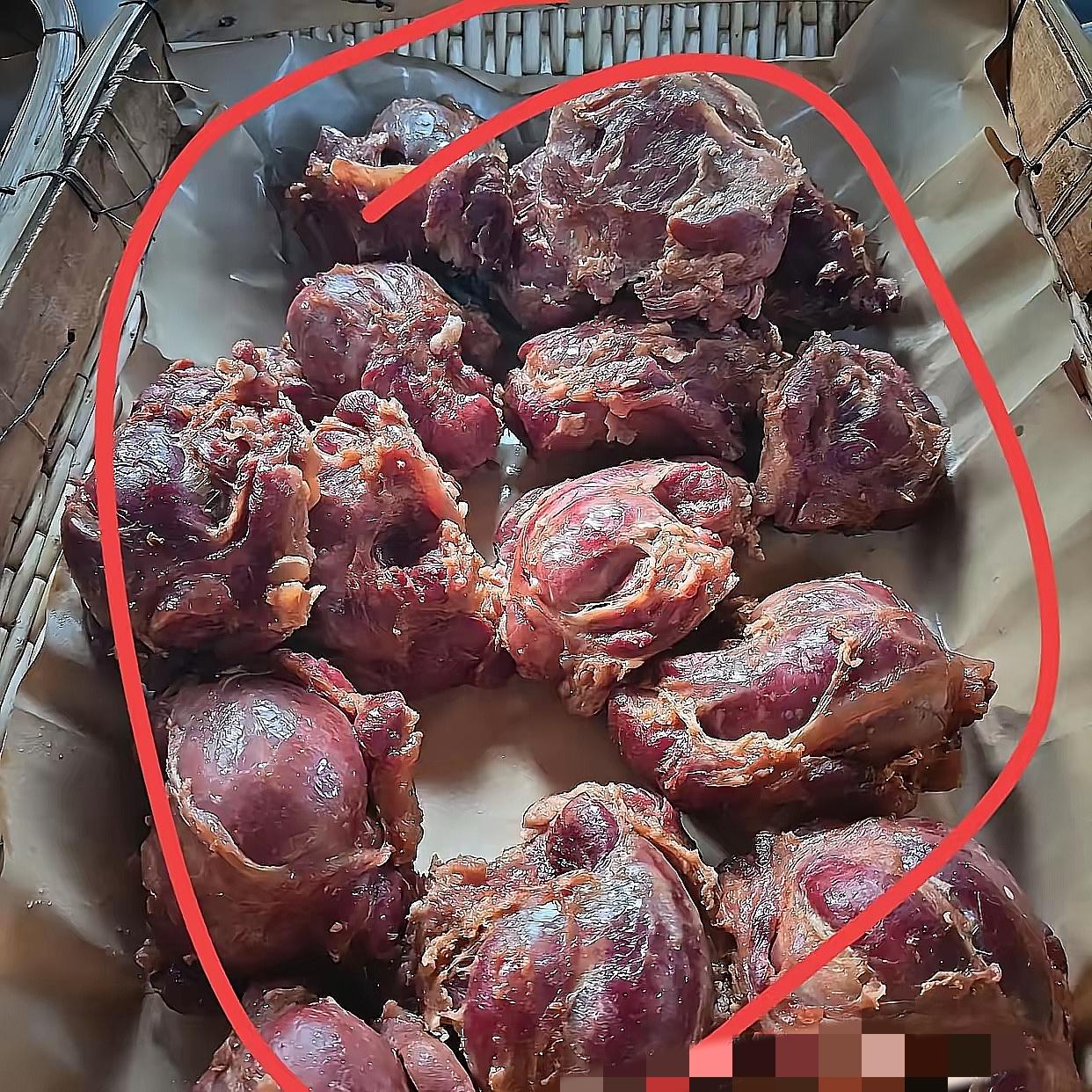 自从听说有人把猪龟腱肉冒充牛肉卖，我彻底对早市牛肉摊失去了信任。作为一个无牛
