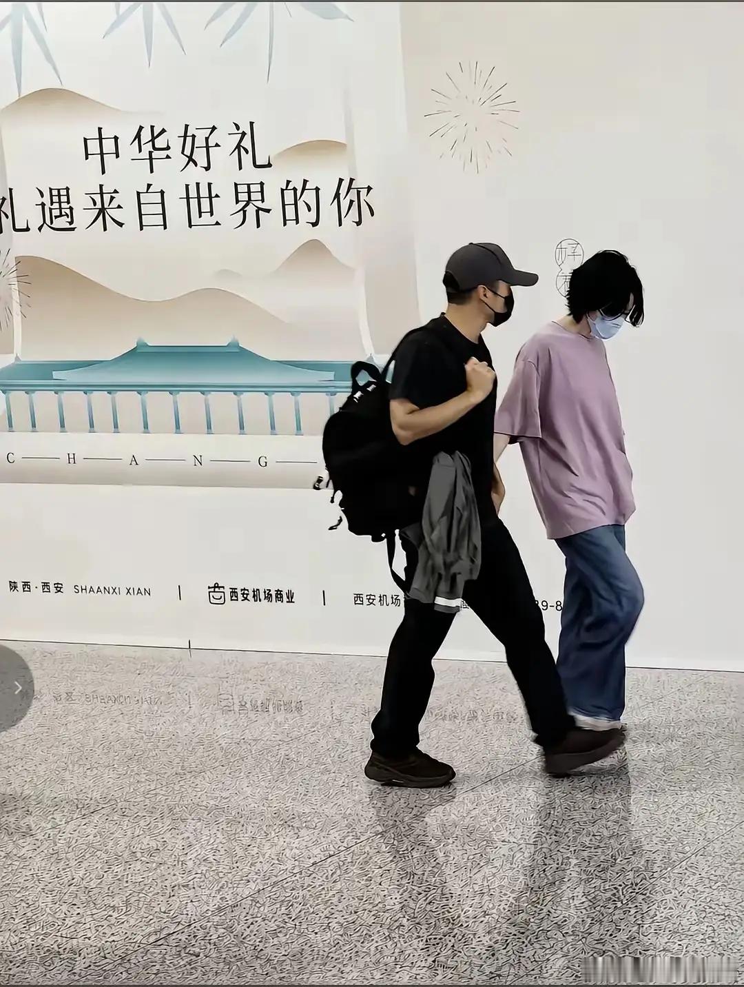 谢霆锋7月25日这场演唱会他之所以不唱固定歌曲《玉蝴蝶》不是因为不爱王菲了，而是