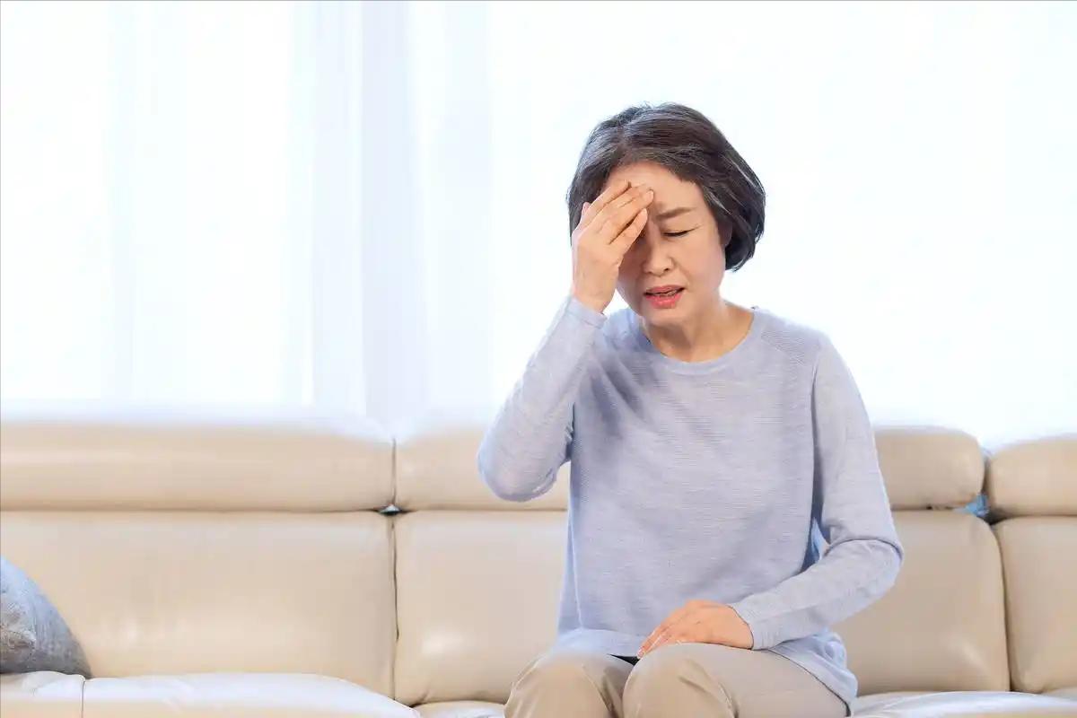 医生提醒：上了年纪后，宁可吃两口肥肉，也不要多吃这5种东西！ 人一上了年纪，