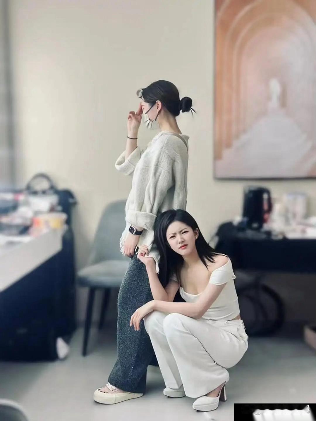 这竟然是赵露思早期，好有许妍味怪不得让她来演​​​