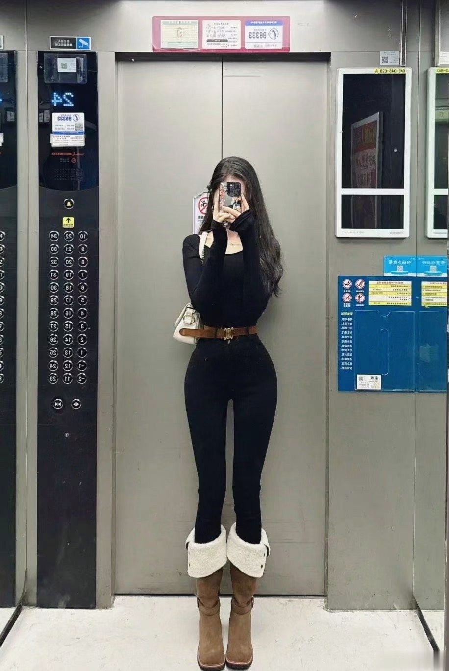 我腿长是因为我爸爸腿长我是遗传，我家基因好之前发个照片总有人质疑我P图我再电梯里总不能P图了吧谁能找
