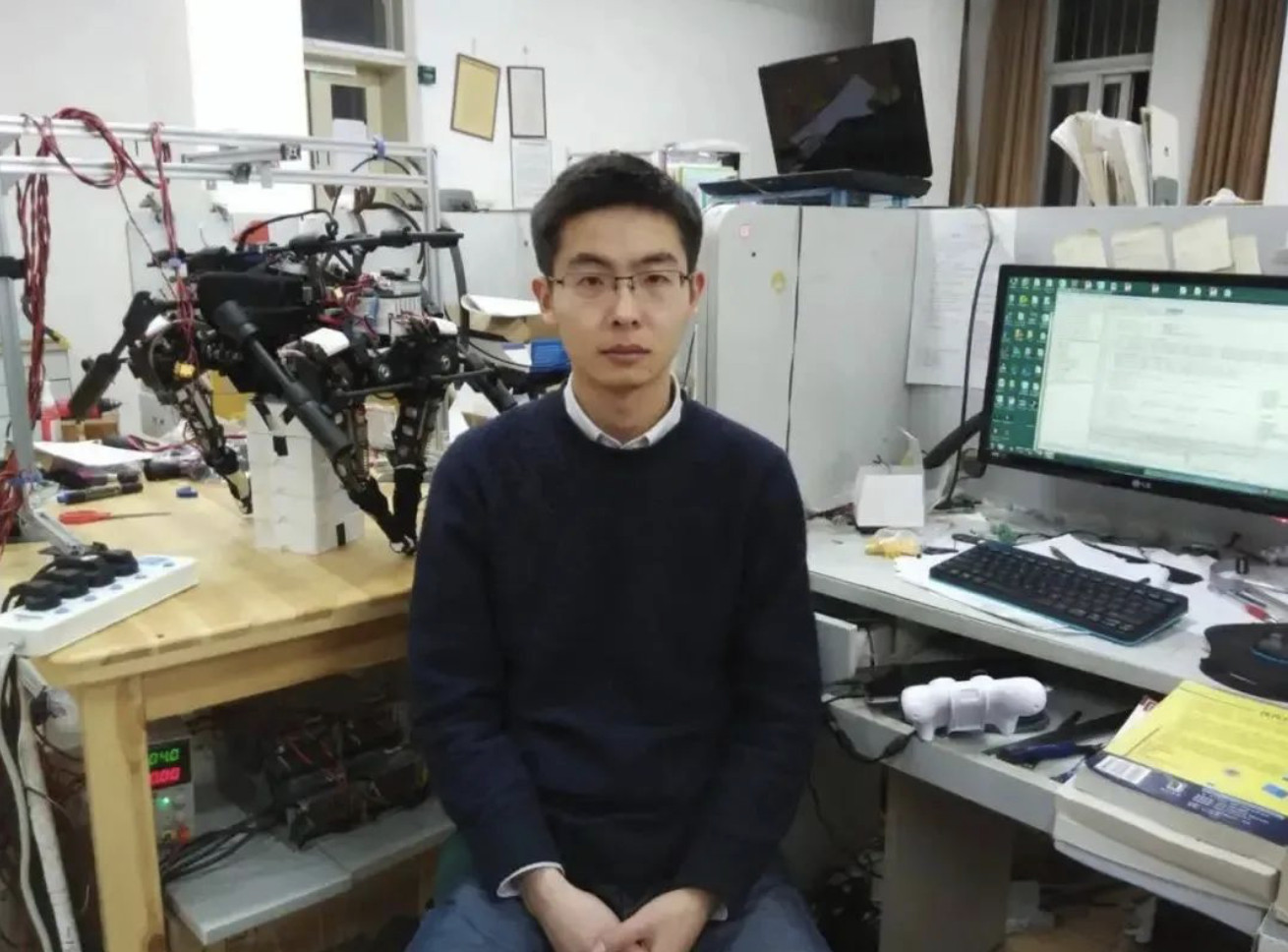 【宇树科技王兴兴回顾创业史：开发四足机器人XDog参与大赛获8万元“第一