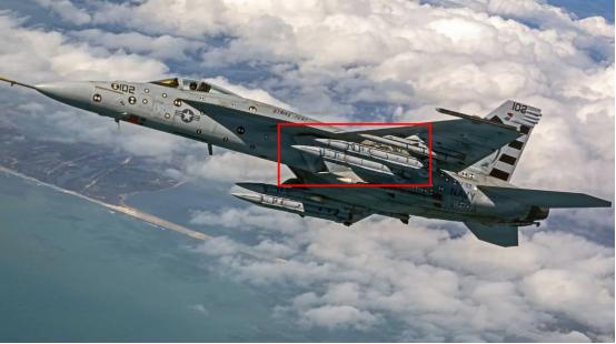 中国PL-17空空导弹被美国超越？美军正在测试一种射程远高于AIM-120D的空