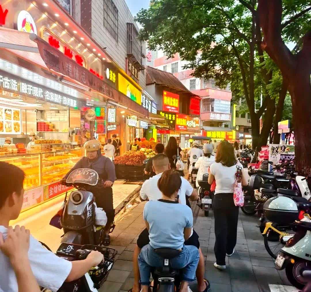 广东人真的很佛系，建议北方的家长带孩子来趟广东体验一下。说到这个，想起个