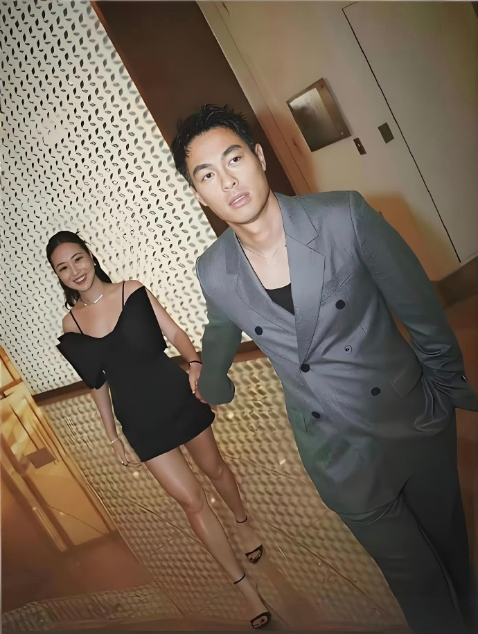 天呐，他们俩竟然是夫妻，追了十几年剧都不知道，白看了这么久！​​​