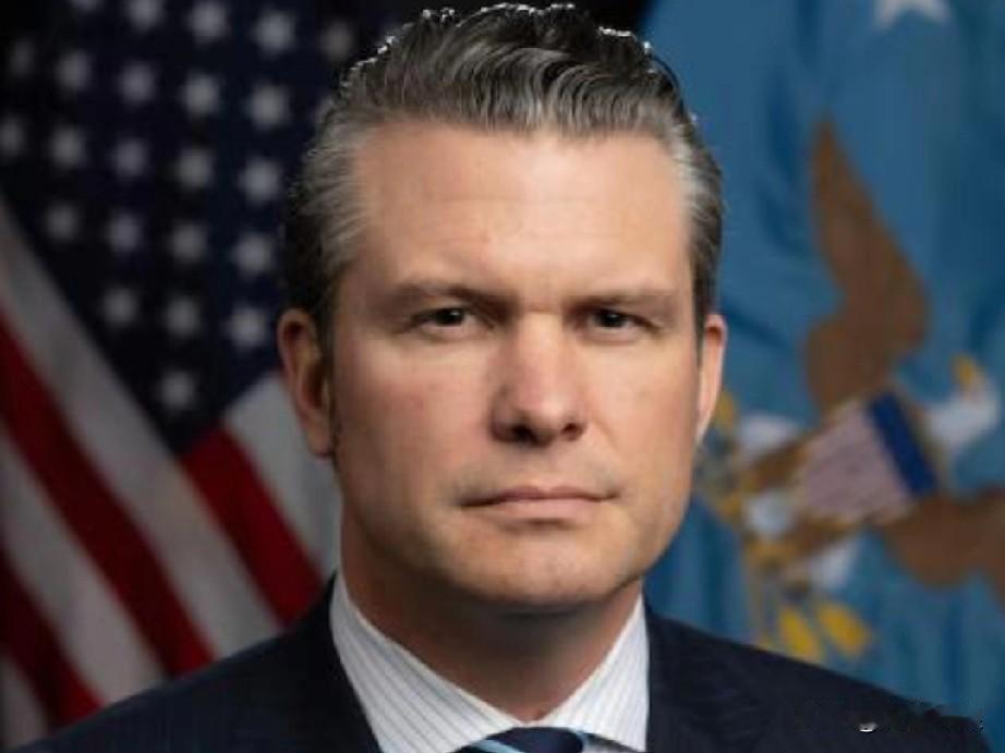 刚刚美国战争部部长赫格塞斯表示美国对中国在南海及台湾地区的行动表示关切！