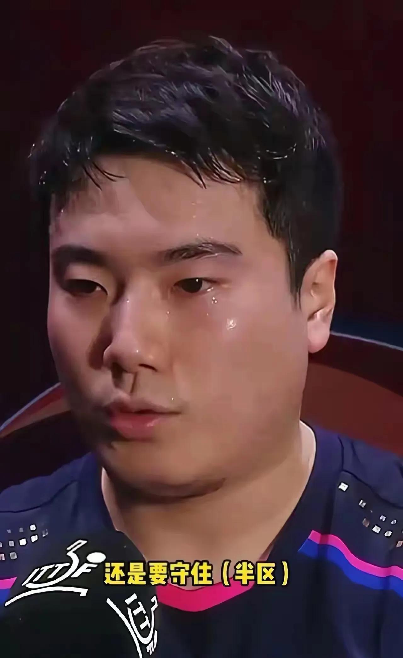 这个时候无需指责和埋怨，他比我们都难过！今天才知道一个事情，这个五大三粗汉子梁
