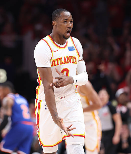 ESPN：面对湖人的追求，库明加及其经纪人并未立刻接受这份邀约，他们认为随着休赛