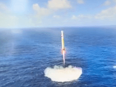 长10A火箭回收测试成功！不是落偏了！不是落偏了！为降低风险，本次测试原