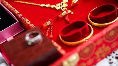 说来是真有戏，女方妈妈直接提出彩礼要88万。男子说你女儿长得这么漂亮，别说88万