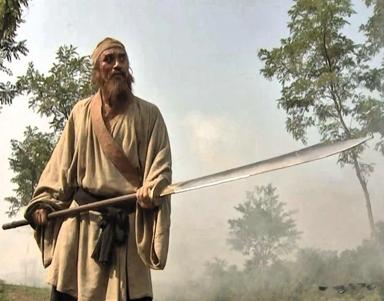 水浒传里好汉们最爱用的朴刀，究竟是农具还是兵器？原著里这玩意儿在书里出现了二百多