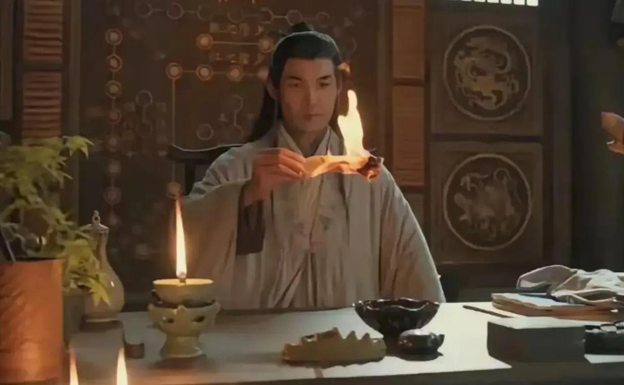 星斗师傅真的死了吗？星斗师傅陪伴了藏海十年，把稚奴塑造成了藏海。星斗师傅外冷内热