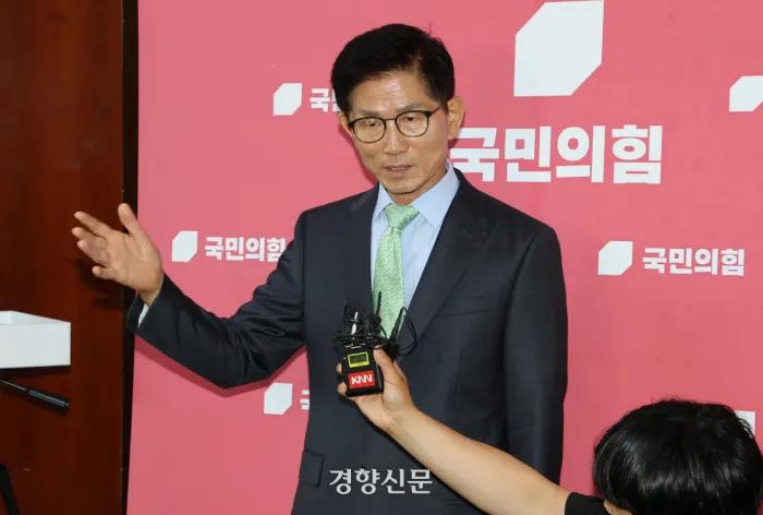 金文洙痛批李在明“才是真正主犯”，疑为重返政坛铺路曾作为韩国总统选举国民力量