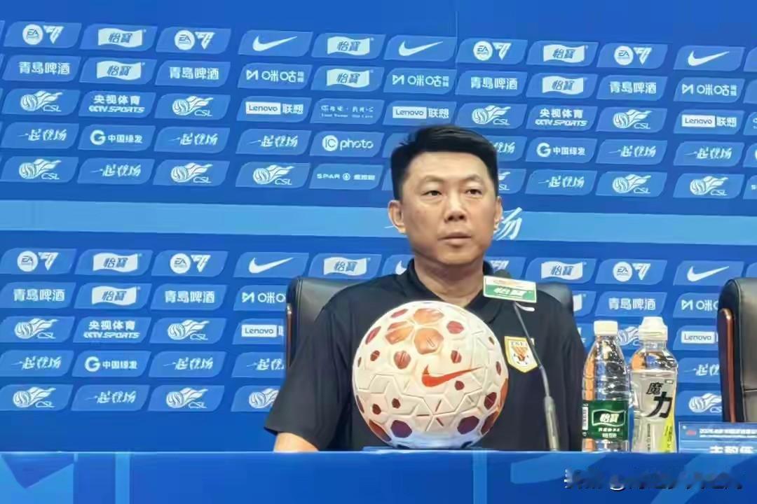 唐田指导的打法很实用，在泰山队这盘棋里，如果说外援是车马炮，那么国内球员就是不可