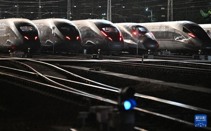 陆地舰队震撼亮相，强势登场！