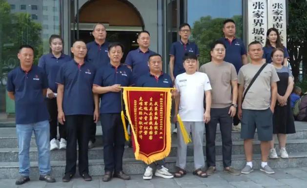 中国退役军人舍命救了11位韩国游客，这一次韩国人都集体沉默了6月29日晚，大