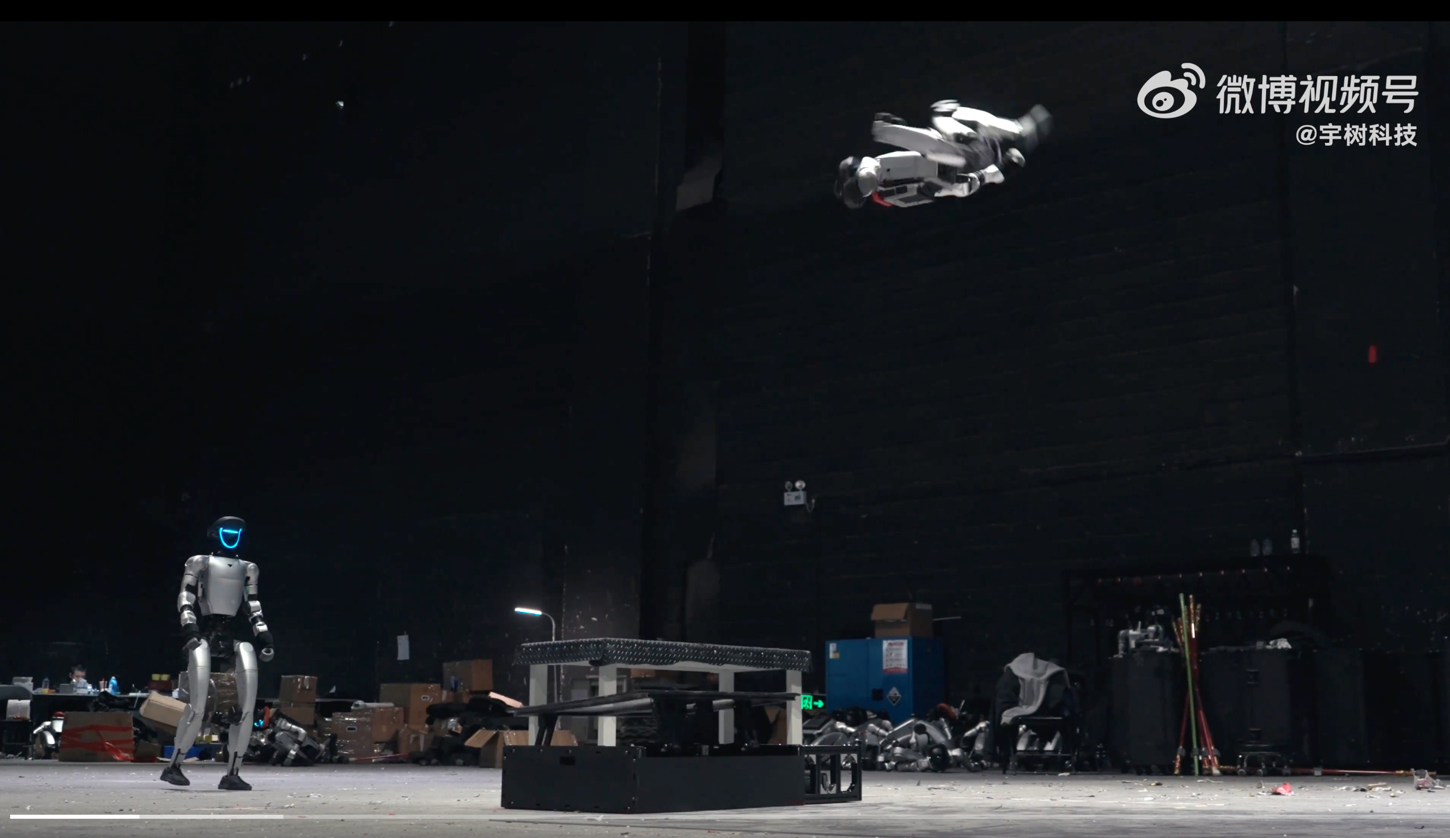 上条王兴兴的专访非常精彩，他是一个工程师型CEO，没啥华丽的词藻，所以一些比较