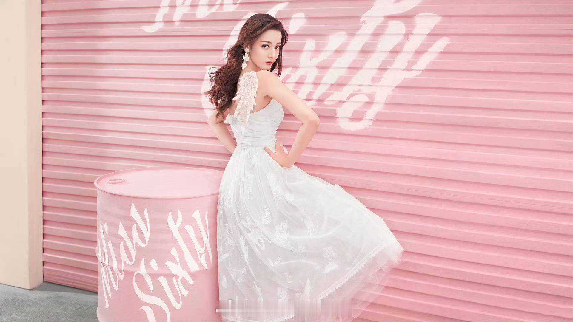 🌷早期拍摄迪📸你在认真拍照，我在确认脉搏