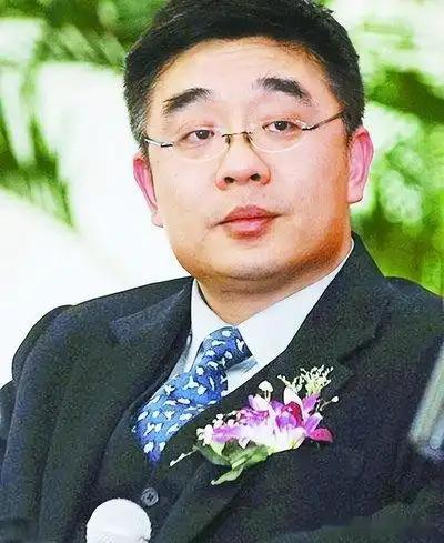 [点赞]复旦大学钱文忠教授，撕开了中国社会当下最大的遮羞布，振聋发聩！他说：“