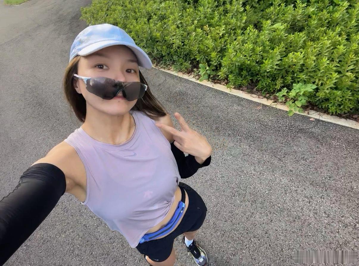 老路线🚏又到恰同学少年广场本月收官跑✅跑步运动就是坚持长沙