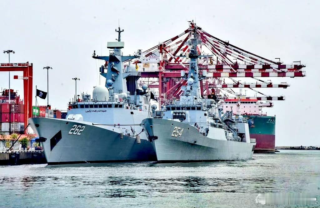 再比如这国外先进战舰底子不一样，战斗力观感完全不同啊！中国海军力量烽火问鼎计划中