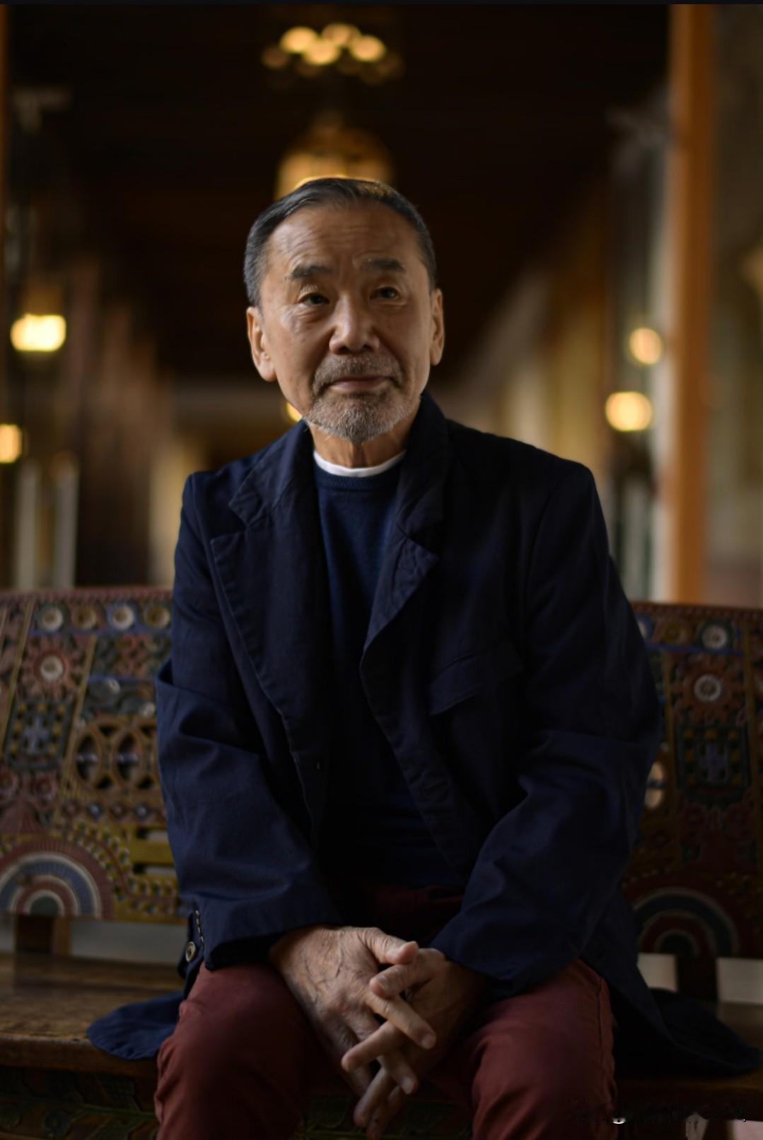 村上春树特别戳人的一段话:“人到了一定年龄，就会发现，没有喜欢的东西了，也没有