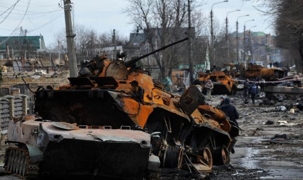 打了三年，占了乌克兰20%的土地，为何俄罗斯仍不收手？答案很简单，冲突持续让俄罗