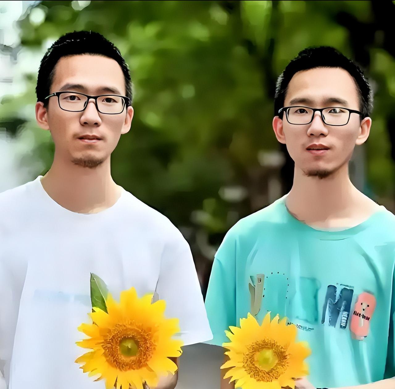 来自重庆的一对神仙级别的超级学霸双胞胎兄弟，简直让全网狠狠地羡慕了一把。哥哥赵宏