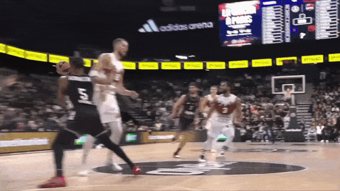 错怪山西外援迪亚洛！他在欧洲就是这样打球风格，飞天遁地，看起来是横蹦乱卷，实际上