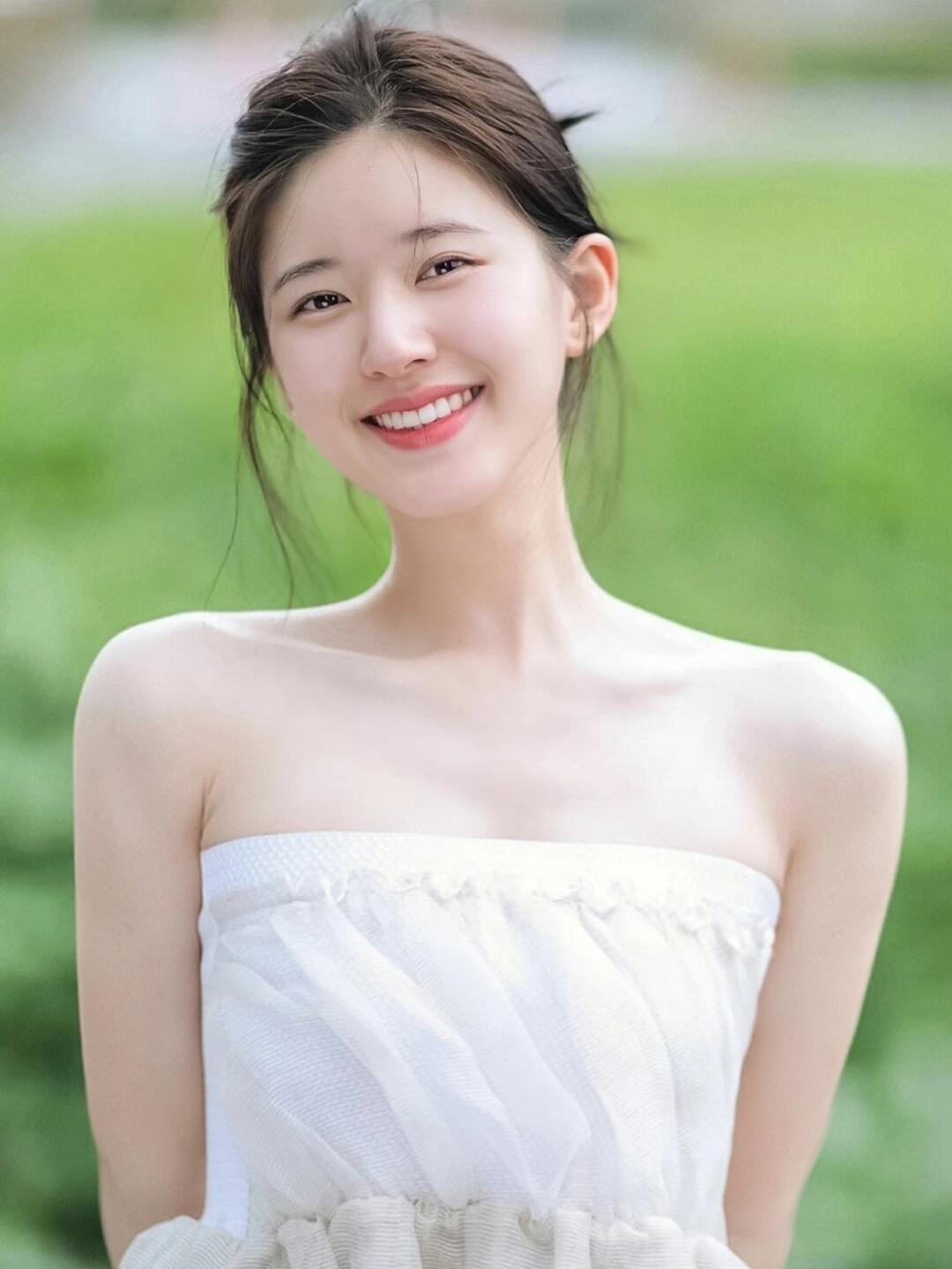 赵露思居然被起诉了，而且是在直播过程中突然收到民事起诉书，更抓马的是是他初中同学