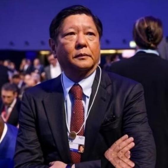 比千艘航母更致命的，是全球正形成一个默契：中国绝不会轻易动武。小国冲、大国踩，菲