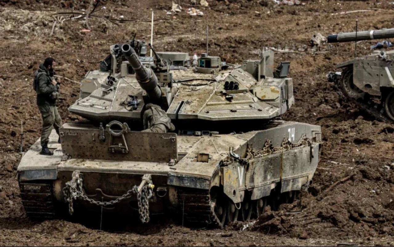 俄罗斯决定给伊朗提供无人机、防空系统和苏35战斗机，美国马上表示强烈反对。但俄外