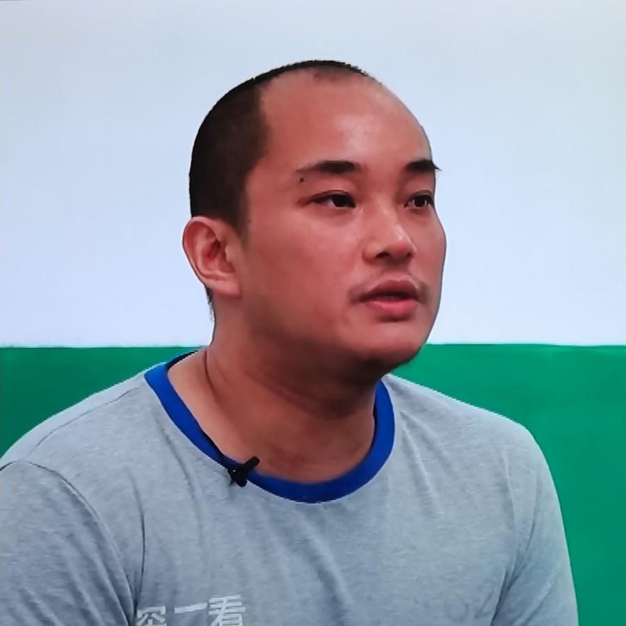 纪录片透露，中方工作组曾三次约见果敢四大家族，要求无条件清除诈骗园区。白应苍临刑