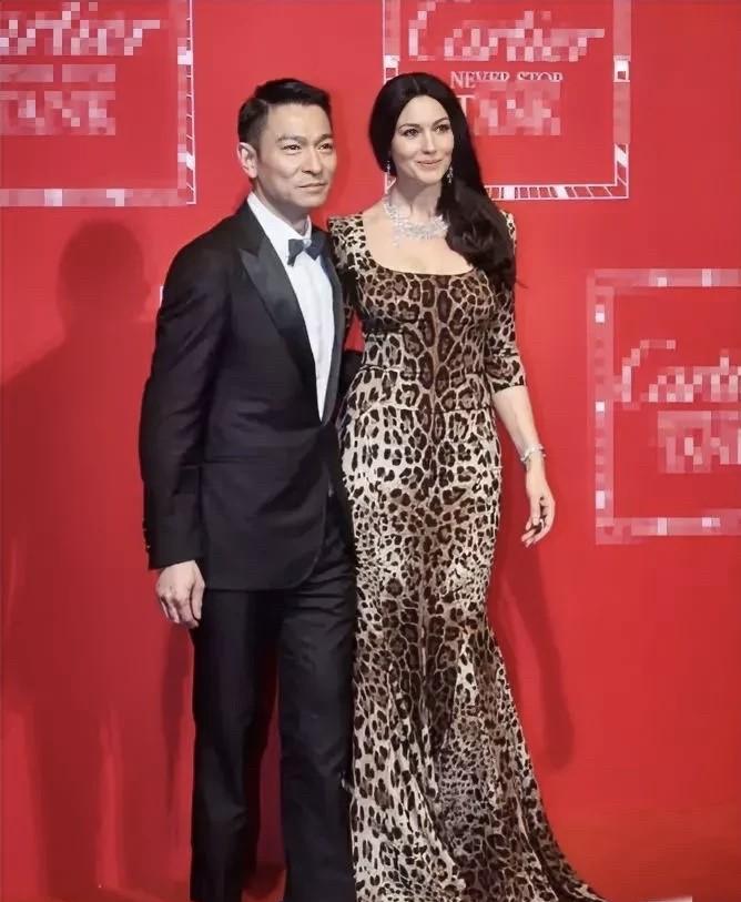 刘德华的身高，藏着一个被娱乐圈忽视了40年的残酷真相。我敢说，你对刘德华的认知