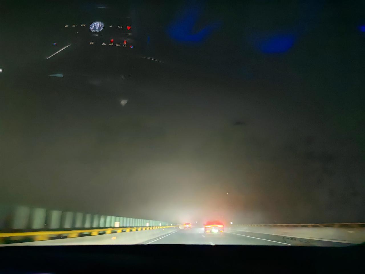 现在的交警监控太厉害了。家里有点事，连夜从深圳开车往河南赶。路上我和老公轮流开