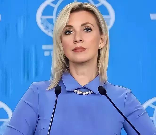 扎哈罗娃一口水噎死日本记者：战败国哪有资格指手画脚！