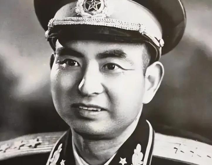 1972年，沈阳军区调来了一名副司令员，因为带个“副”字，军区个别干部根本不重视