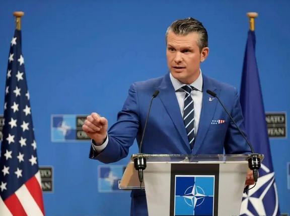 五角大楼这出“贼喊捉贼”，脸皮比城墙还厚！美国战争部长隔空喊话，声称对俄伊合