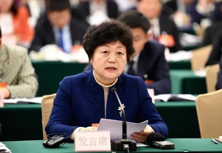 巾帼治校兴名校！樊丽明，深耕财税治学、赋能双一流建设的女教育家樊丽明，汉族